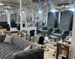 سالن زیبایی افروز