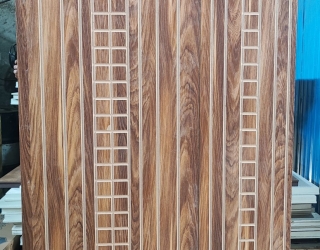 1000040748