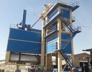 سازنده کارخانه آسفالت ، 09197171244 آکو ماشین