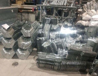 7004