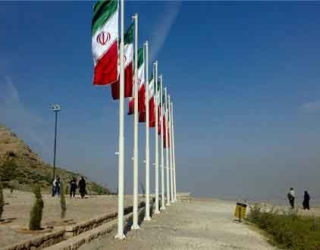 ساخت پایه پرچم لوله ایی و چندوجهی 