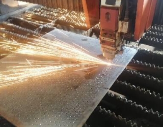 929