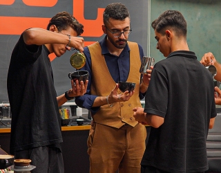 آموزش باریستایی و کافی شاپ با تضمین بازار کار