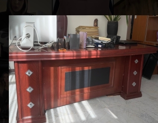 میز کار چوبی