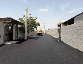 اجرای آسفالت زیرسازی دیوارگذاری جدول مخلوط محوطه سازی شیراز