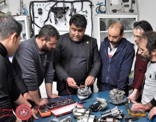 آموزشگاه مکانیک و برق خودرو