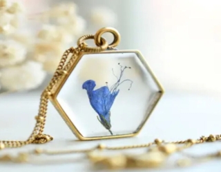 پکیج آموزش جامع زیورآلات رزینی | مسیر حرفه‌ای شدن در دنیای رزین