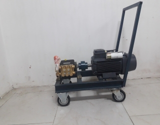 کارواش صنعتی تکفاز با پمپ برتولینی ایتالیا در ابزار سپه بابل