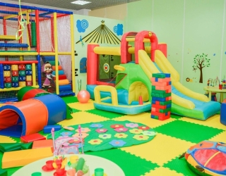 تجهیز و راه‌اندازی حرفه‌ای خانه‌بازی با بهترین متریال و طراحی تخصصی