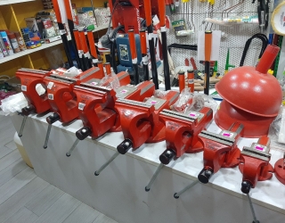 گیره رومیزی با فک های فولادی در ابزار سپه بابل