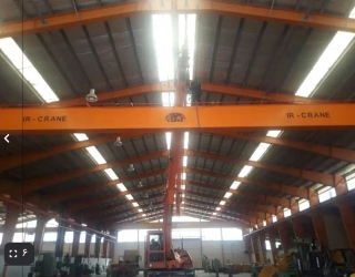 ساخت انواع جرثقیل سقفی بازویی دروازه ای 