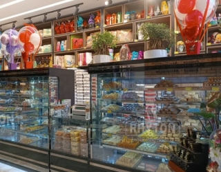 یخچال شیرینی تر(ریتون شاپ)نمایش کامل محصولات از هر زاویه#یخچال قنادی