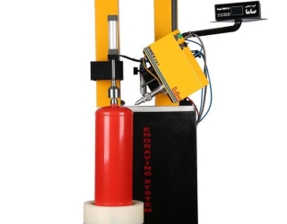 دستگاه صنعتی حکاکی روی کپسول صاما صنعت