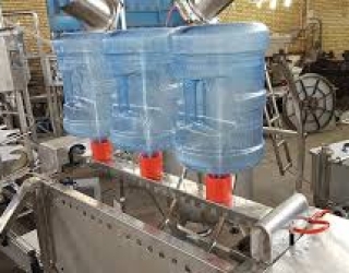 فروش ماشین آلات خط تولید آب معدنی - چینی با ظرفیت 200 گالن 20 لیتری در ساعت