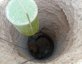 تخلیه چاه فاضلاب / لوله بازکنی / لایروبی / رفع نم و بو/ تمام نقاط شبانه روزی