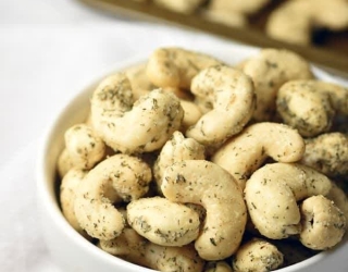 فروش طعم دهنده ماست و موسیر