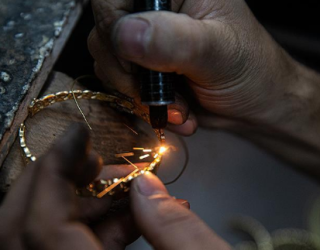 کار در تولیدی طلا