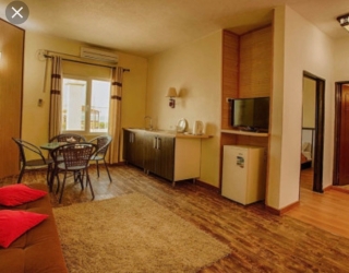 B36B2E62-2563-4CC1-A131-4C70898214BE