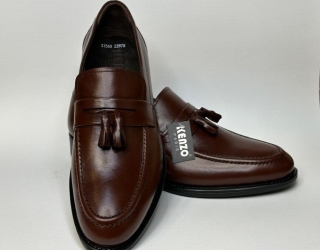 کفش چرم کالج‌ مردانه‌ بی‌ بند منگوله‌دار