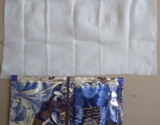 دستمال مرطوب تکنفره 