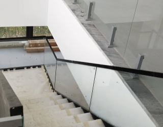 5698f3bf55c67307aed56283e3060dc8