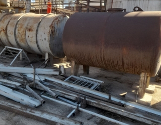 خریدار ضایعات آهن آلات وخرید فلزات رنگی،درتمام نقاط تهران شبانه روزی باباسکول دیجیتال،وپرداخت نقدی، 